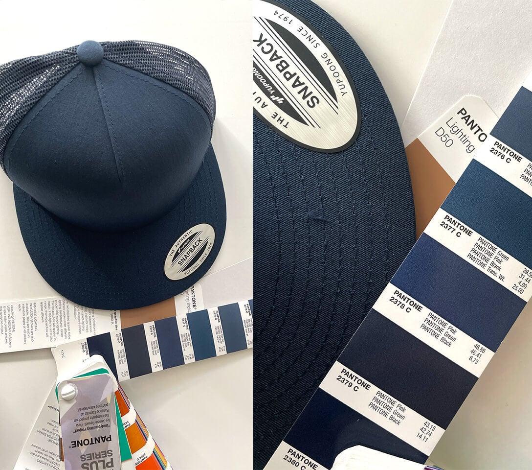 Pantonovník ukážka na čiapke